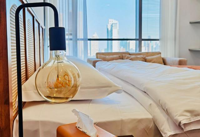 Yuexian Boutique Apartment (Shanghai Nanjing East Road)
