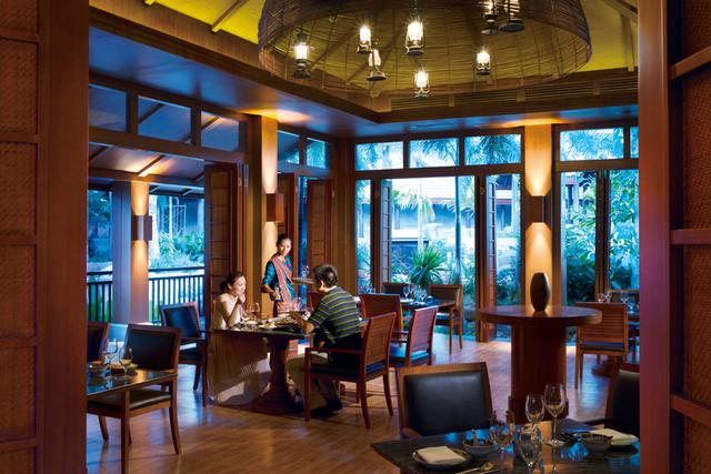 UN Restaurant at The St. Regis Changsha