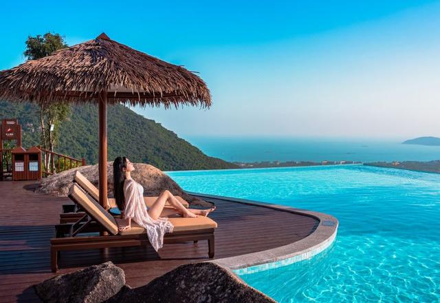 Yalong Bay Earthly Paradise Birds Nest Resort