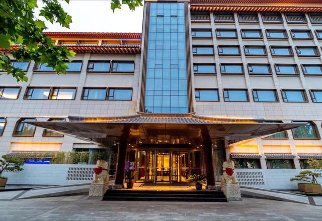 Qin'an Hotel