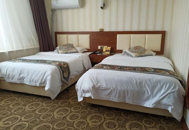 Nafenglong Business Hotel
