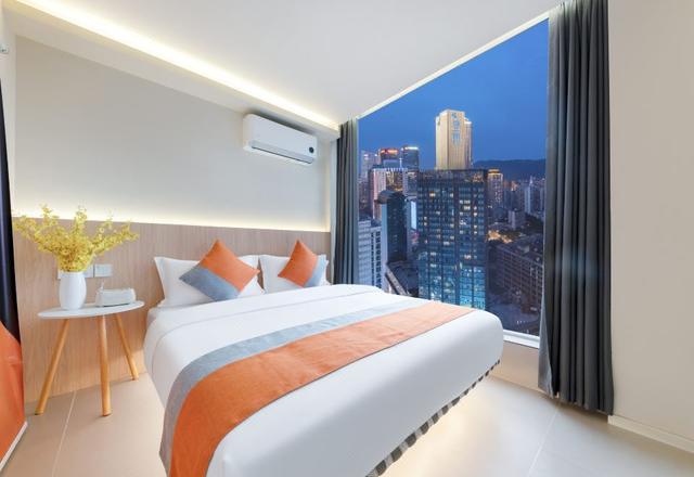 XYA Xinya. High-altitude Quanjiang View Hotel (Chongqing Jiefangbei Hongyadong Branch)