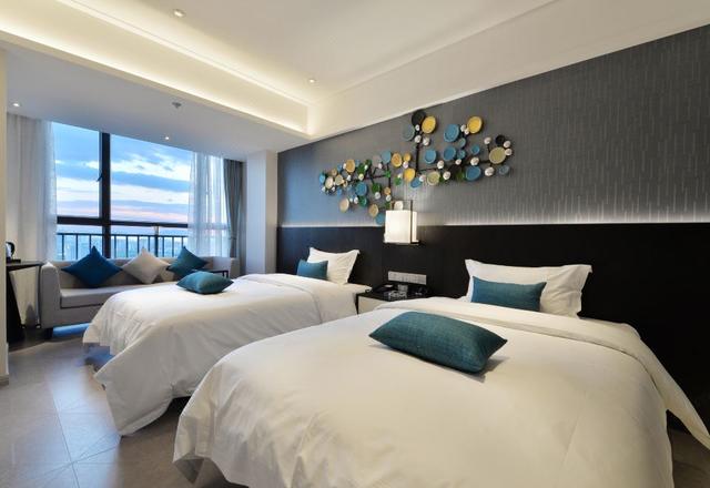 Hopin Select Hotel (Kunming High-speed Railway South Station college town)