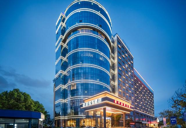 Qiyue S Hotel