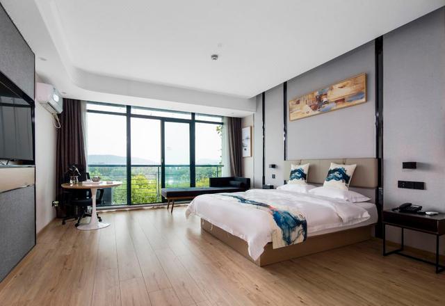 Songshan Lake Ecological Hotel (Nanjing Xianlin University Town)