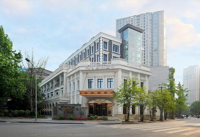 Chengdu Dufu No.72 Hotel (Chunxi Road Tianfu Square)