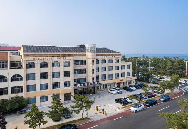 Bo Man Rui Si Hotel