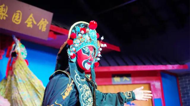 Liyuan Liyuan Guild Hall-Chuan Opera Changing Face (wenshuyuan store)