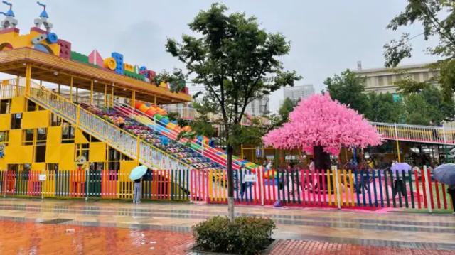wu han han kou bei jia nian hua zhu ti le yuan