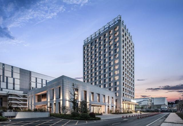Wuhan Optics Valley Technology Exhibition Center Exhibition Hotel