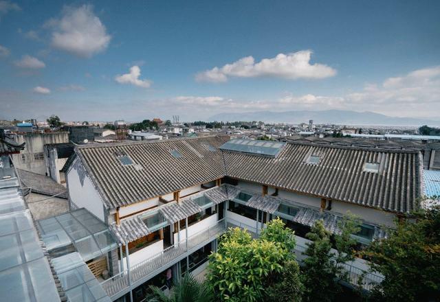 Manba International Youth Hostel