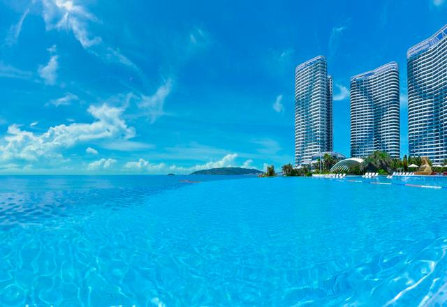 Twin Moon Bay Xianghai Hot Spring Holiday Hotel