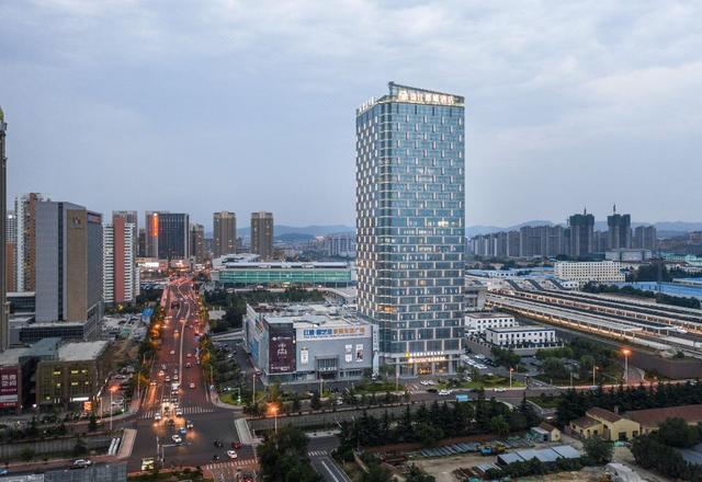 Metropolo Jinjiang Hotels (Weihai ​​ Railway Station)
