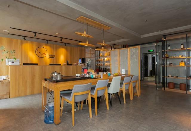 Kunming Hidden House Hotel
