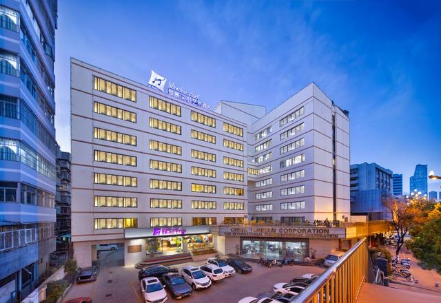 Dream view Rainbow  Hotel (Kunming Station South Ring Road Subway Station)