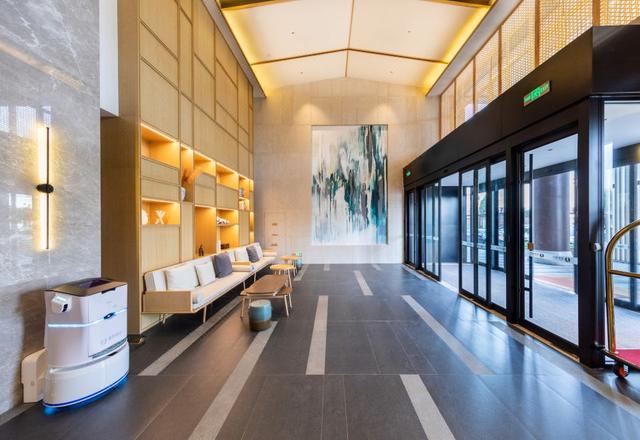Jianguo Puyin Hotel (Zhangcun Government Weihai North Railway Station )